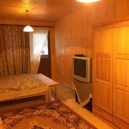 Guest House In Carpathians Мигове Екстер'єр фото