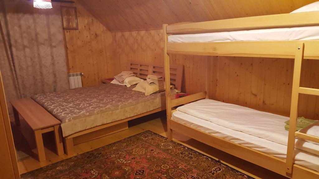 Guest House In Carpathians Мигове Номер фото