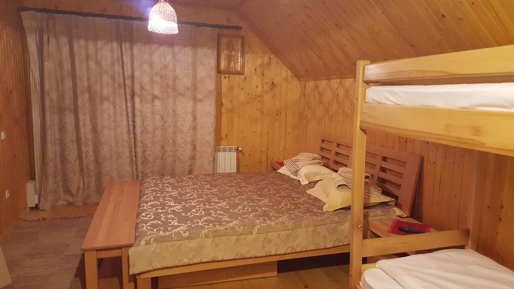 Guest House In Carpathians Мигове Номер фото